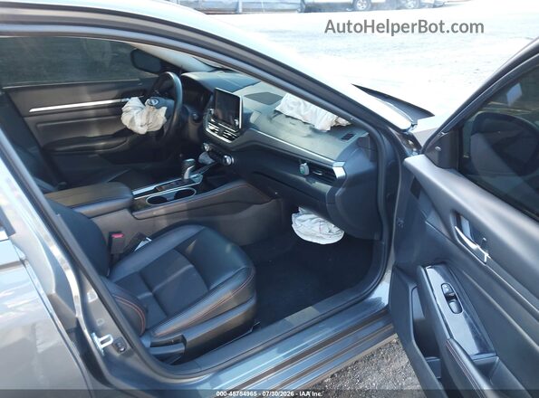 1N4BL4CV5RN359560 2024 NISSAN ALTIMA Серый Вид салона спереди