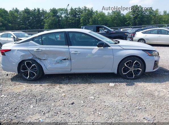 1N4BL4CV5RN378027 2024 NISSAN ALTIMA Белый Вид задней части салона