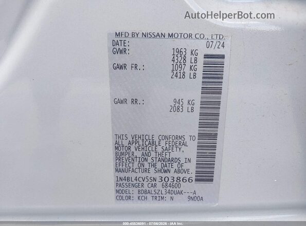 1N4BL4CV5SN303866 2025 NISSAN ALTIMA Light Blue Vista del compartimento del motor