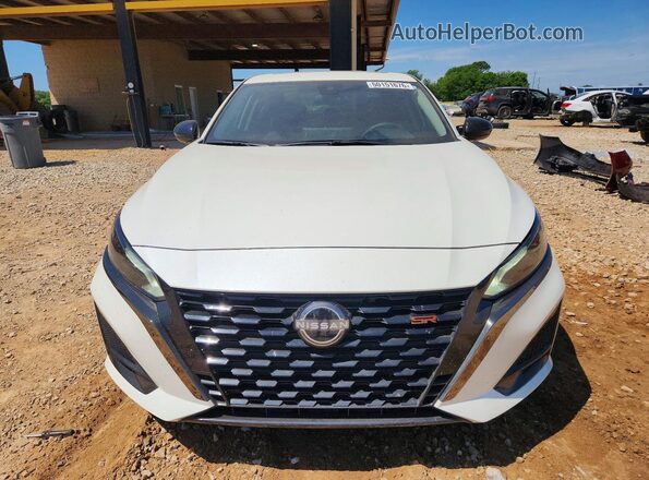 1N4BL4CV5SN377353 2025 NISSAN ALTIMA White Widok z przodu