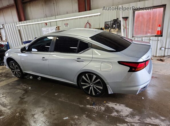 1N4BL4CV6KC225402 2019 NISSAN ALTIMA Серебряный Задняя левая четверть