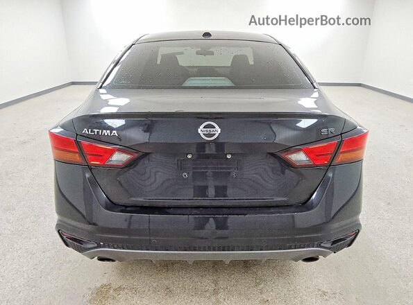 1N4BL4CV6LC129223 2020 NISSAN ALTIMA Black Հետևի տեսք