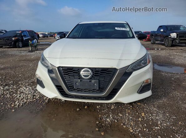 1N4BL4CV6LC135815 2020 NISSAN ALTIMA White Widok z przodu