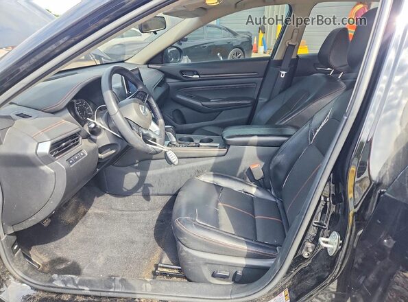 1N4BL4CV6LC267702 2020 NISSAN ALTIMA Черный Вид салона спереди