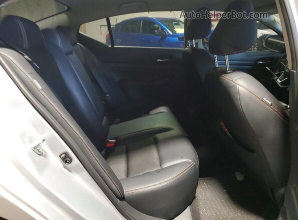 1N4BL4CV6NN419906 2022 NISSAN ALTIMA Silver Vista de los asientos traseros