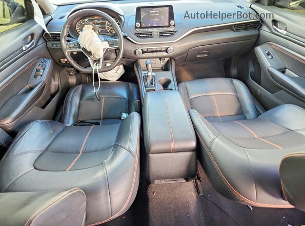 1N4BL4CV7NN368593 2022 NISSAN ALTIMA Black Dashboard view