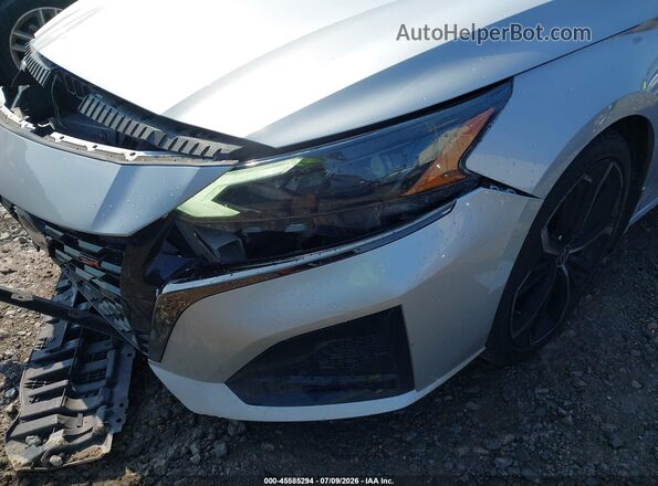 1N4BL4CV7PN313290 2023 NISSAN ALTIMA Silver Vista frontal