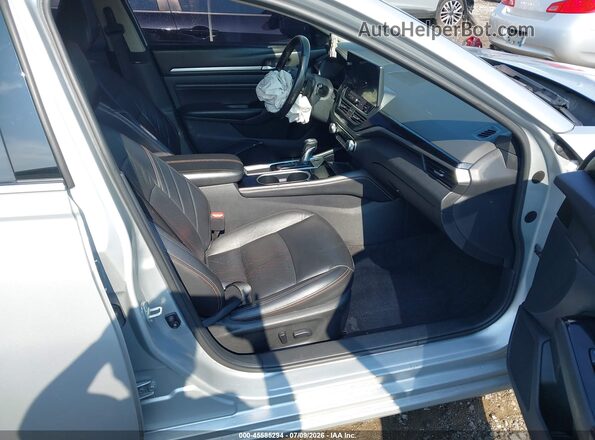 1N4BL4CV7PN313290 2023 NISSAN ALTIMA Silver Vista interior delantera