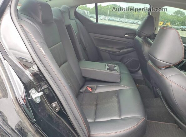 1N4BL4CV7RN398392 2024 NISSAN ALTIMA Black Հետևի նստատեղերի տեսք