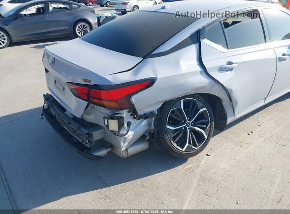 1N4BL4CV7SN354060 2025 NISSAN ALTIMA Gray Front view