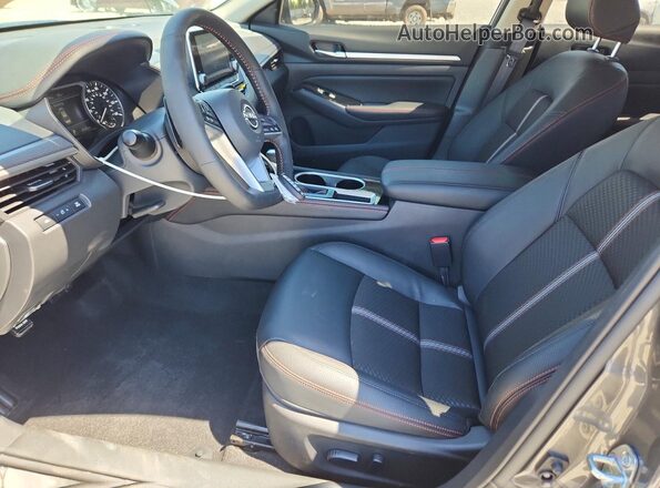 1N4BL4CV7SN420817 2025 NISSAN ALTIMA Gray Vista interior delantera