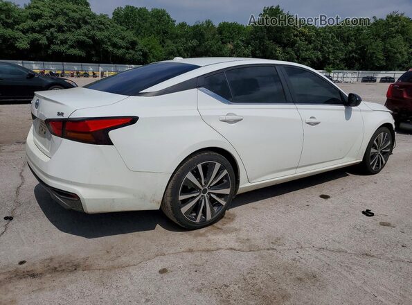 1N4BL4CV8KC161119 2019 NISSAN ALTIMA Белый Задняя правая четверть