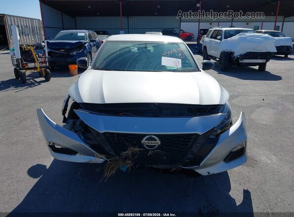 1N4BL4CV8KC223148 2019 NISSAN ALTIMA Серебряный Вид задней части салона