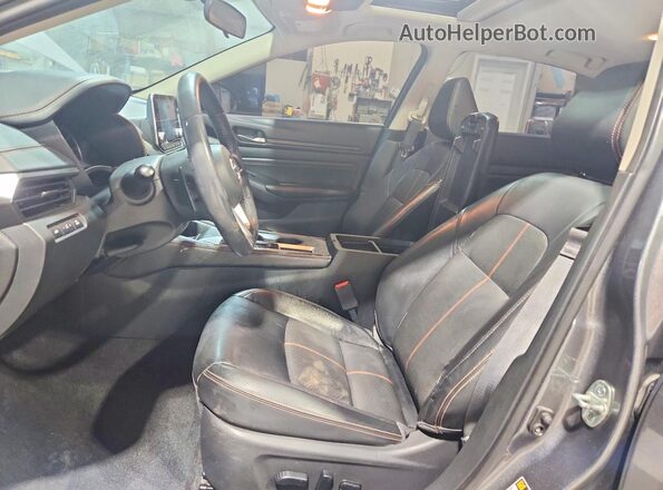 1N4BL4CV8KC236983 2019 NISSAN ALTIMA Серый Вид салона спереди