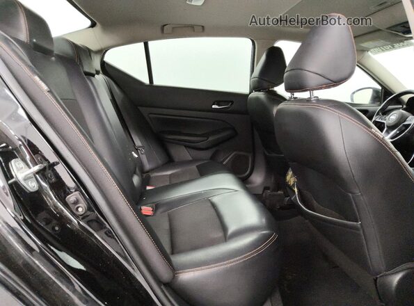 1N4BL4CV8KC251015 2019 NISSAN ALTIMA Black Rear seats view