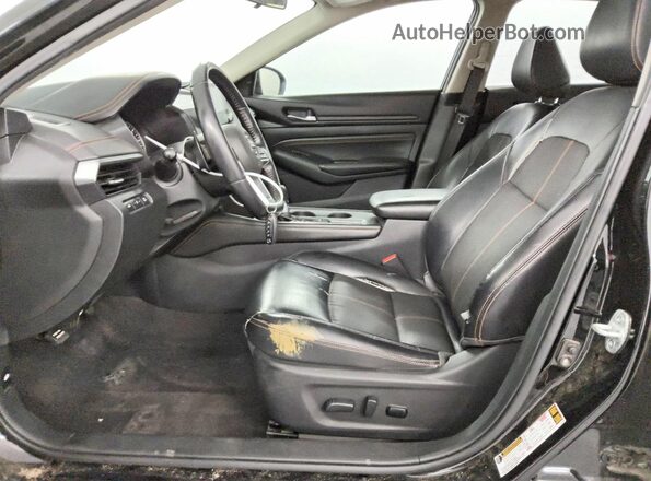 1N4BL4CV8KC251015 2019 NISSAN ALTIMA Black Front interior view