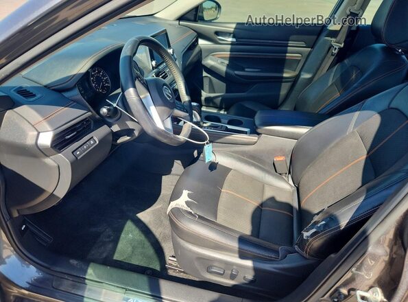 1N4BL4CV8KN321164 2019 NISSAN ALTIMA Silver Вид салону спереду