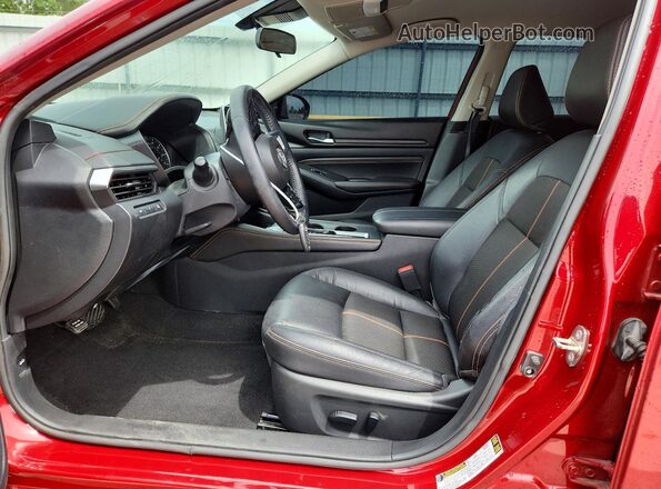1N4BL4CV8LC284498 2020 NISSAN ALTIMA Brown Front interior view