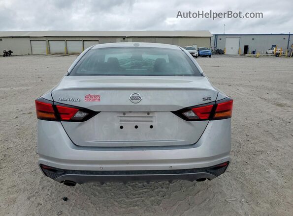 1N4BL4CV8MN344950 2021 NISSAN ALTIMA Silver Հետևի տեսք