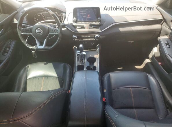 1N4BL4CV8NN305258 2022 NISSAN ALTIMA Silver Вид панелі приладів