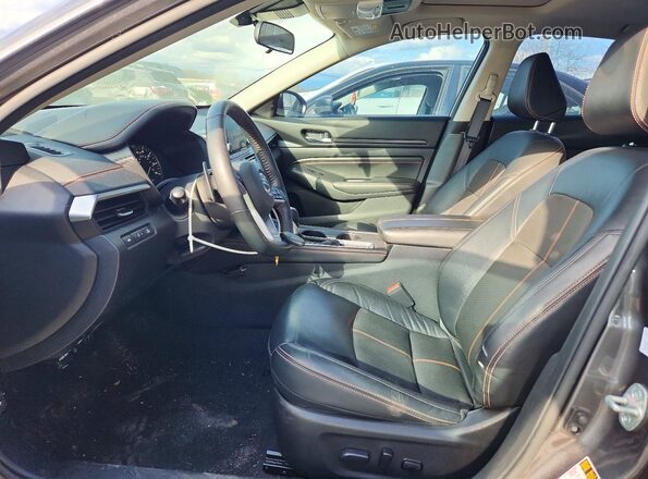1N4BL4CV8NN324103 2022 NISSAN ALTIMA Серебряный Вид салона спереди