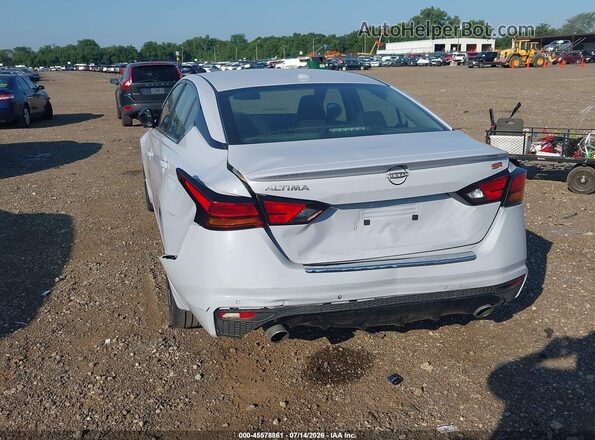 1N4BL4CV8PN424737 2023 NISSAN ALTIMA Light Blue Вид спереди