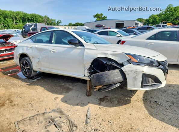 1N4BL4CV8RN363148 2024 NISSAN ALTIMA Белый Передняя правая четверть