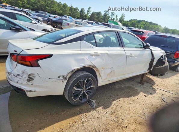 1N4BL4CV8RN363148 2024 NISSAN ALTIMA Белый Задняя правая четверть
