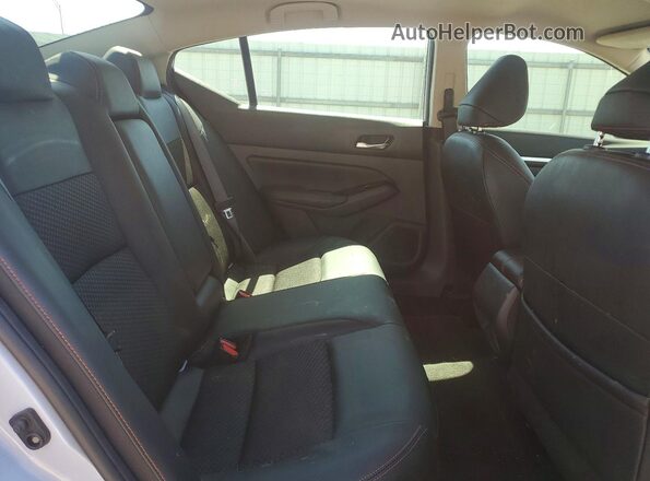 1N4BL4CV8RN408038 2024 NISSAN ALTIMA Blue უკანა სავარძლების ხედი
