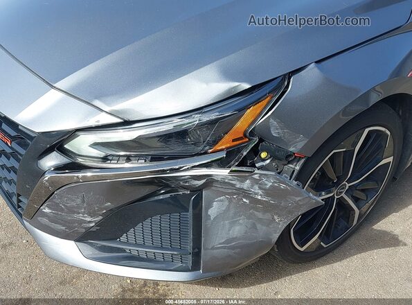 1N4BL4CV8SN355640 2025 NISSAN ALTIMA Серый Вид спереди