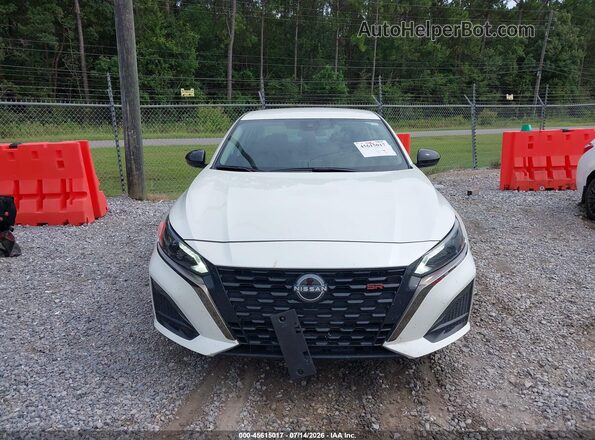 1N4BL4CV8SN357761 2025 NISSAN ALTIMA White Вид задньої частини салону