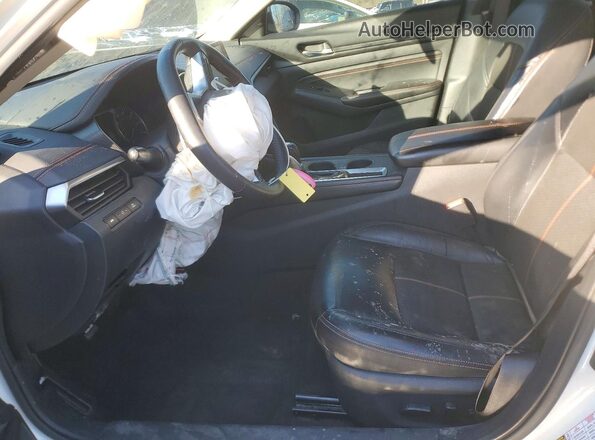 1N4BL4CV9MN312265 2021 NISSAN ALTIMA White Widok wnętrza z przodu