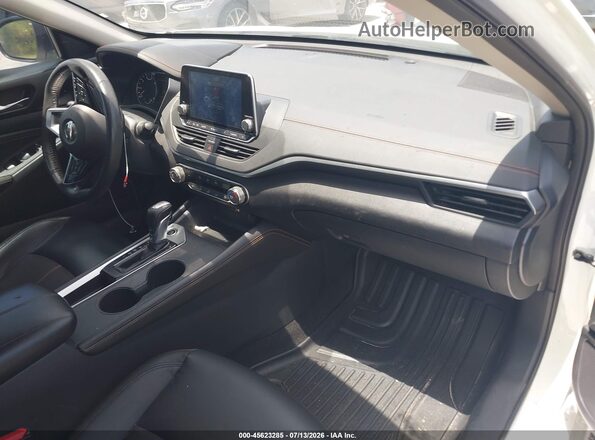 1N4BL4CVXKC116893 2019 NISSAN ALTIMA White Vista interior delantera