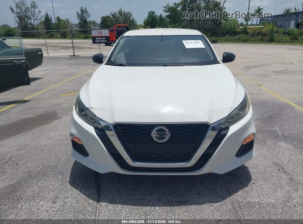 1N4BL4CVXKC116893 2019 NISSAN ALTIMA White Vista del cuadro de instrumentos