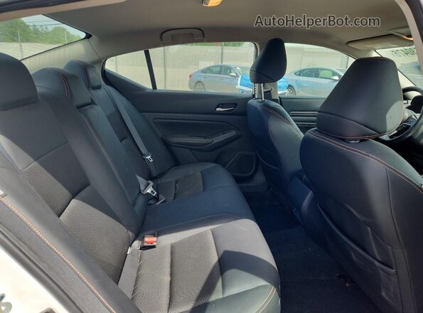 1N4BL4CVXKC166158 2019 NISSAN ALTIMA White Вид задніх сидінь
