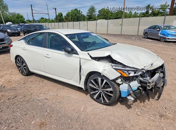1N4BL4CVXKC166158 2019 NISSAN ALTIMA White Передня права чверть