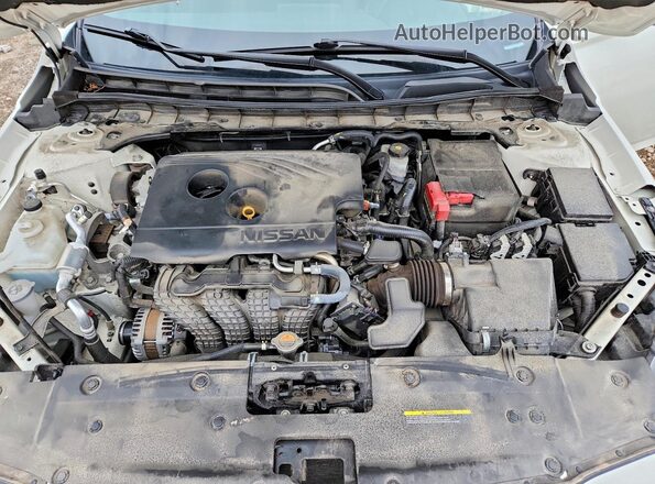 1N4BL4CVXLC170227 2020 NISSAN ALTIMA White Вид задньої частини салону