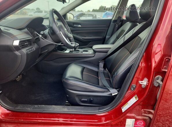 1N4BL4CW1NN412239 2022 NISSAN ALTIMA Red Widok wnętrza z przodu
