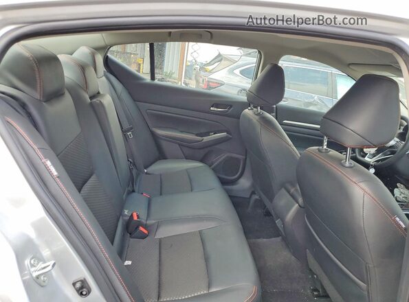 1N4BL4CW1SN415427 2025 NISSAN ALTIMA Silver Widok tylnych siedzeń
