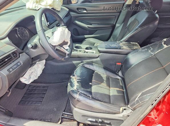 1N4BL4CW2MN391318 2021 NISSAN ALTIMA Красный Вид салона спереди