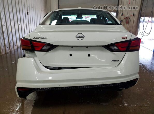 1N4BL4CW2RN379077 2024 NISSAN ALTIMA White უკანა ხედი