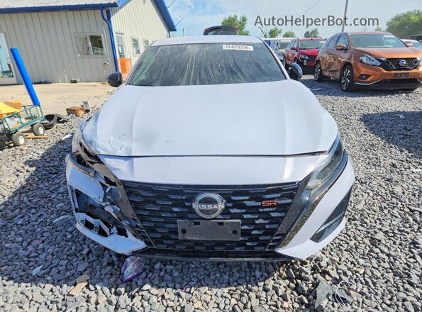 1N4BL4CW5RN374732 2024 NISSAN ALTIMA Серый Вид спереди