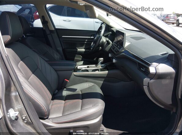 1N4BL4CW5RN385164 2024 NISSAN ALTIMA Серый Вид салона спереди
