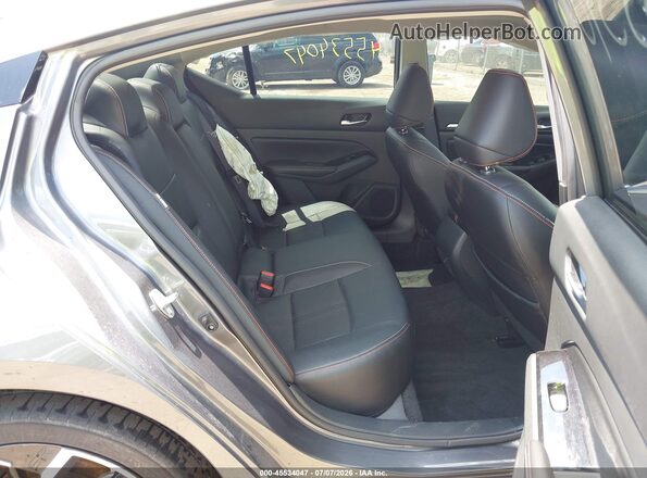 1N4BL4CW5RN405512 2024 NISSAN ALTIMA Gray VIN sticker view