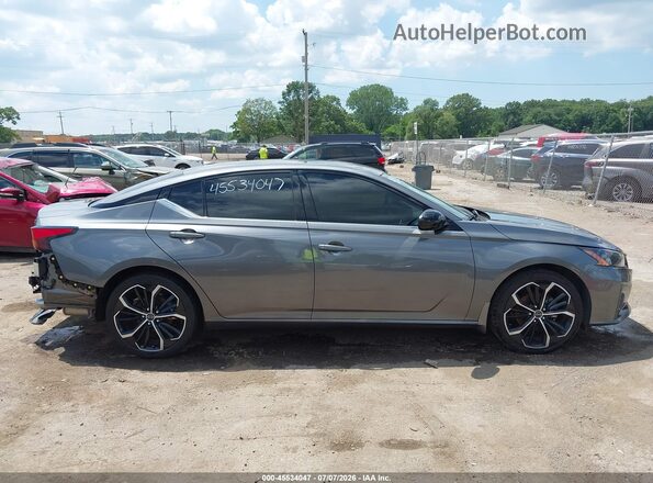 1N4BL4CW5RN405512 2024 NISSAN ALTIMA Gray 360 interior view