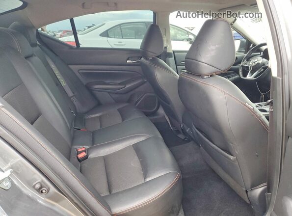 1N4BL4CW6LC100474 2020 NISSAN ALTIMA Gray Rear seats view