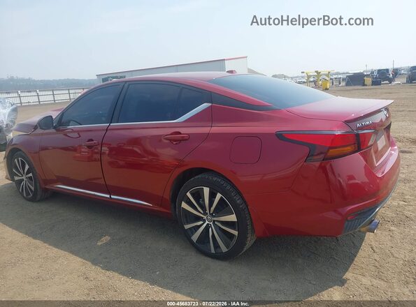 1N4BL4CW7MN348173 2021 NISSAN ALTIMA Red 360 interior view