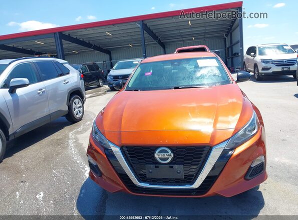 1N4BL4CW7MN410154 2021 NISSAN ALTIMA Orange Vista interior trasera