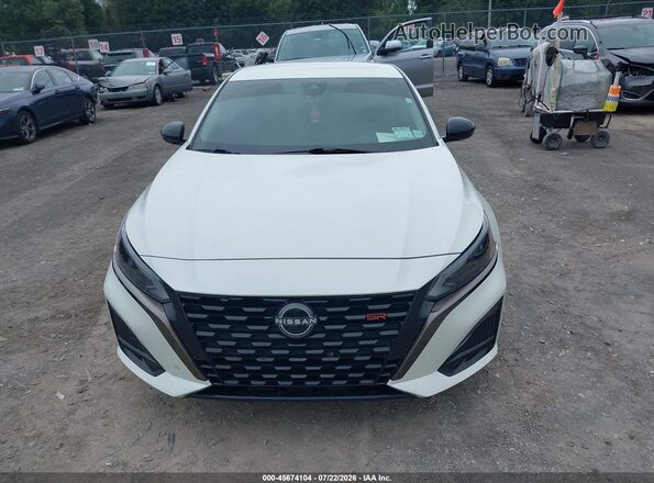 1N4BL4CW8PN308043 2023 NISSAN ALTIMA White უკანა სალონის ხედი