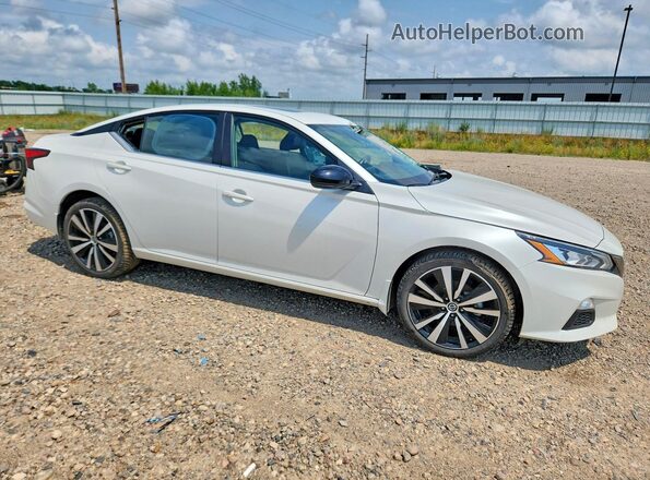 1N4BL4CW9LC218440 2020 NISSAN ALTIMA White Front right